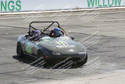 media/May-18-2022-Open Track Racing (Wed) [[f96b7d3cf4]]/Around the Pits/